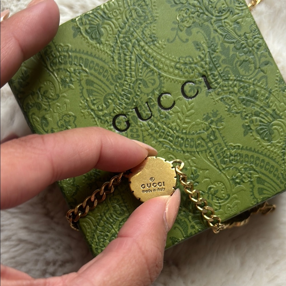 Gucci Gold Necklace - Picture 3 of 4